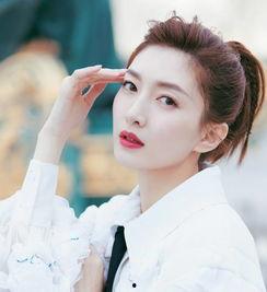 娱乐吃瓜江疏影,娱乐圈的瓜田,她如何成为焦点?