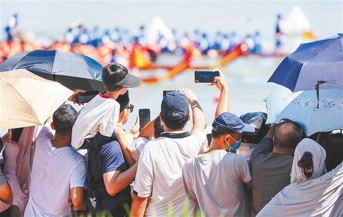 海南游客爆料事件视频,海滩冲突引发社会关注  第2张 海南游客爆料事件视频,海滩冲突引发社会关注  第2张